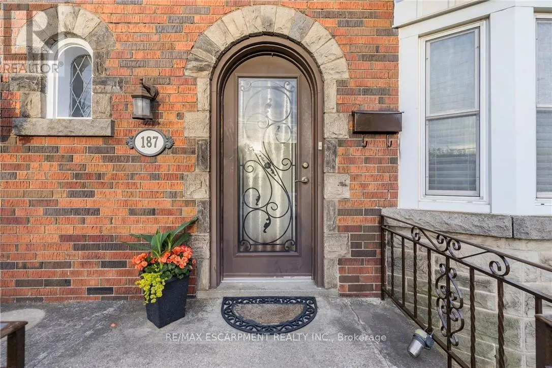 187 WEST 2ND STREET