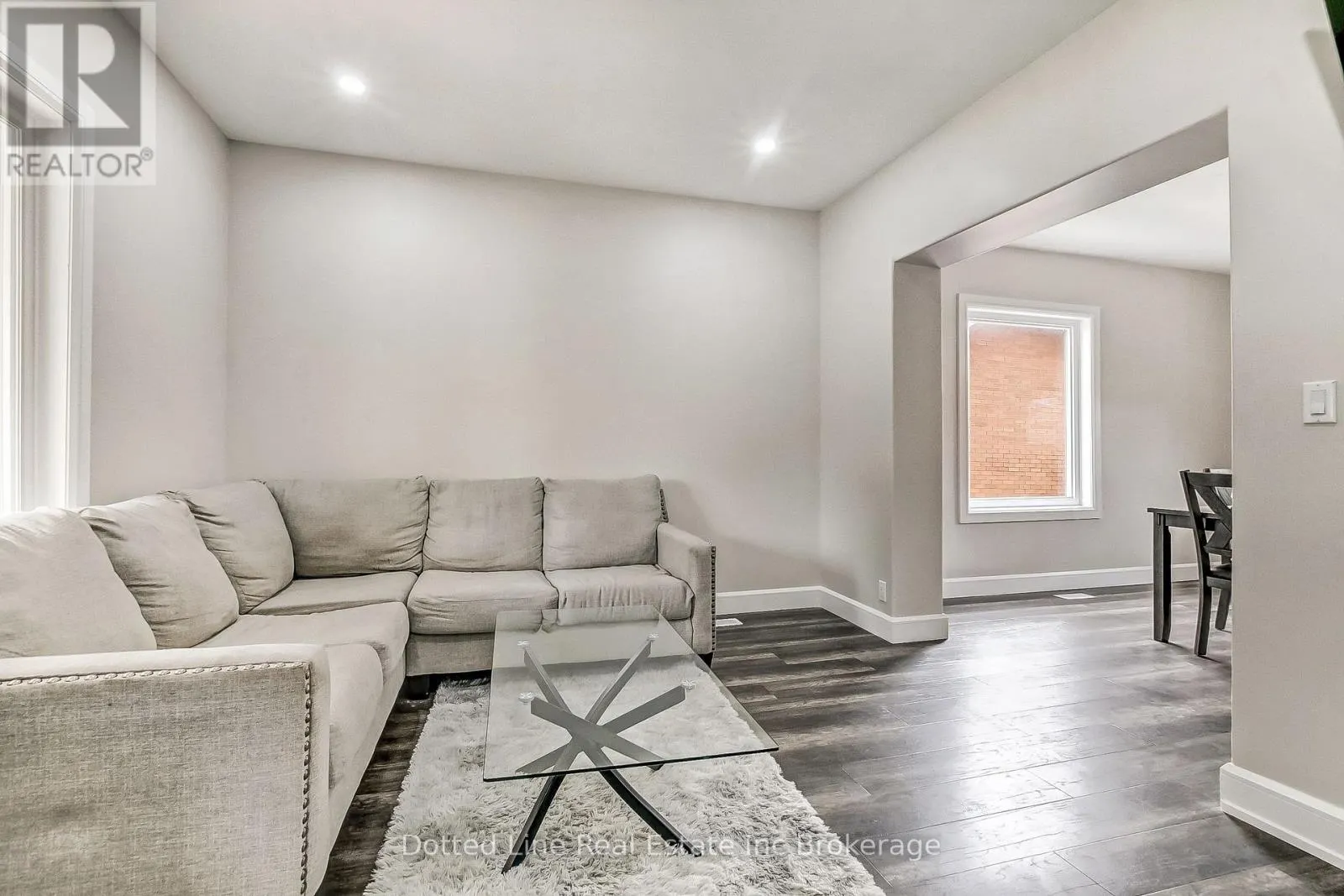 59 BROCK STREET W