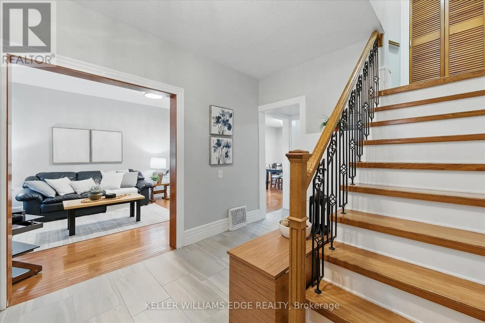 122 SANFORD AVENUE S