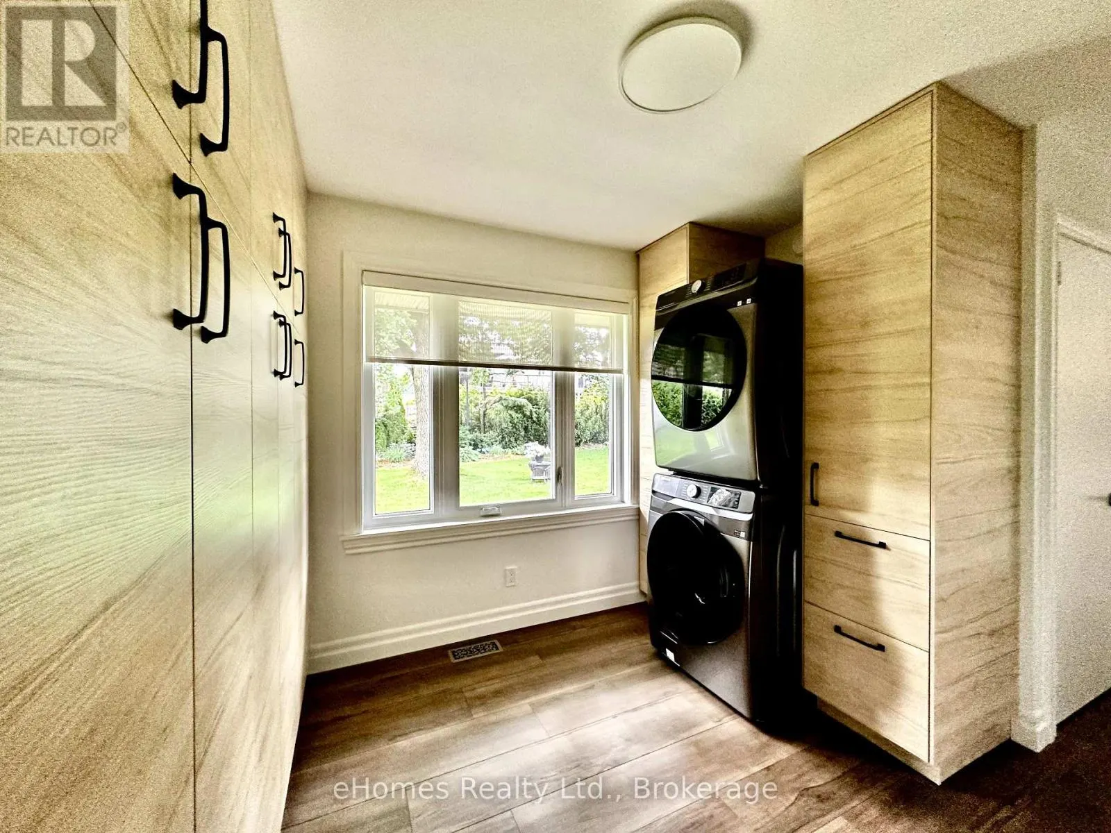525 4TH A STREET W