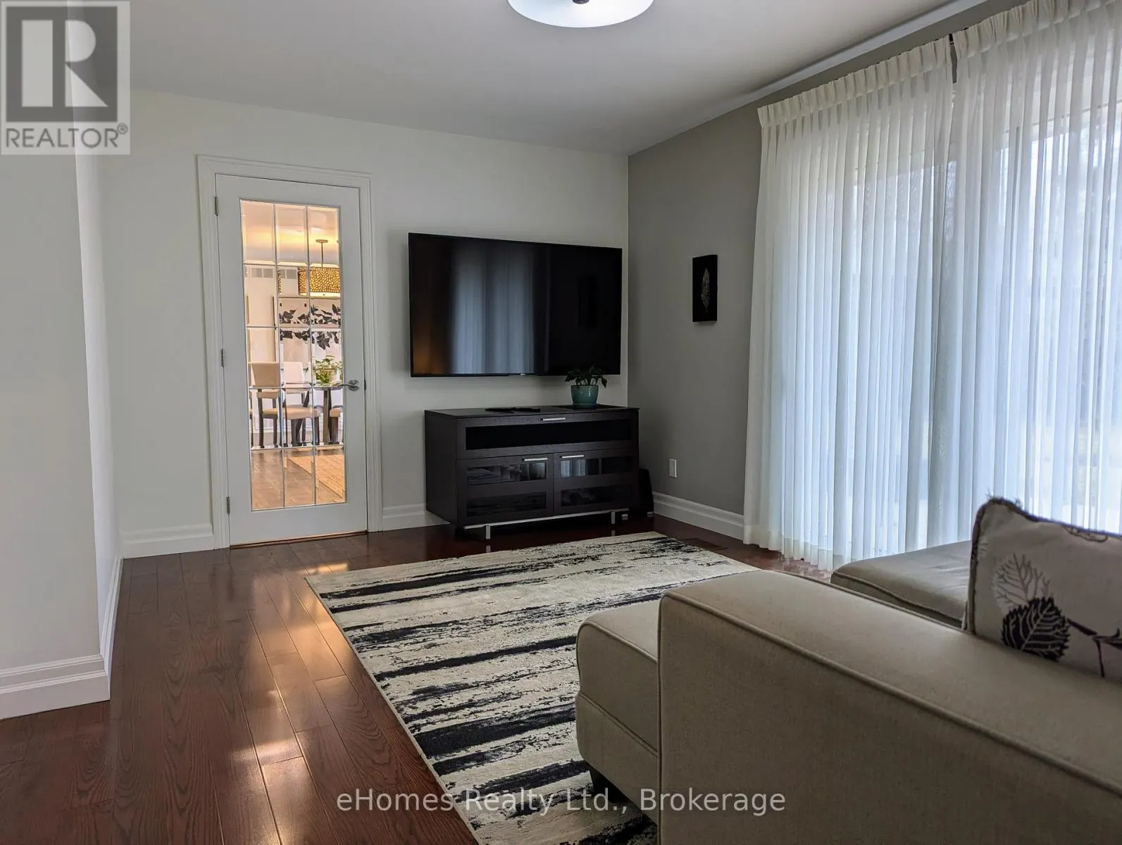 525 4TH A STREET W