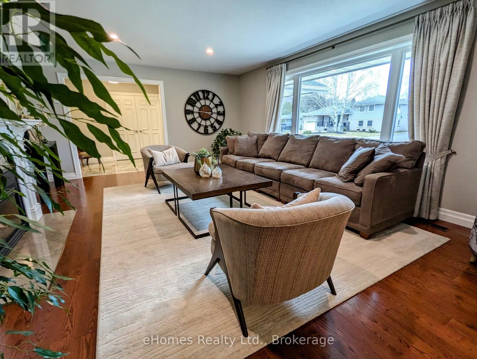 525 4TH A STREET W