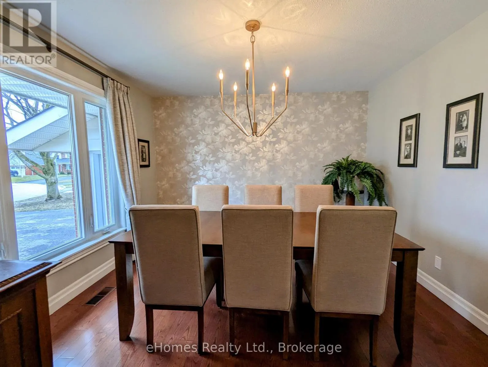 525 4TH A STREET W
