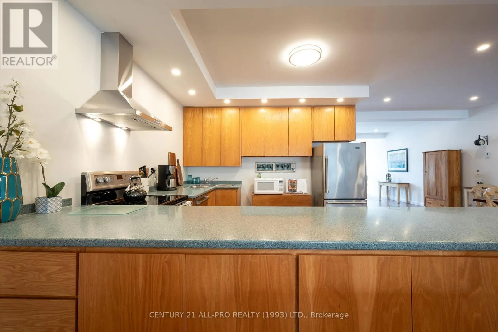 40 KING STREET W