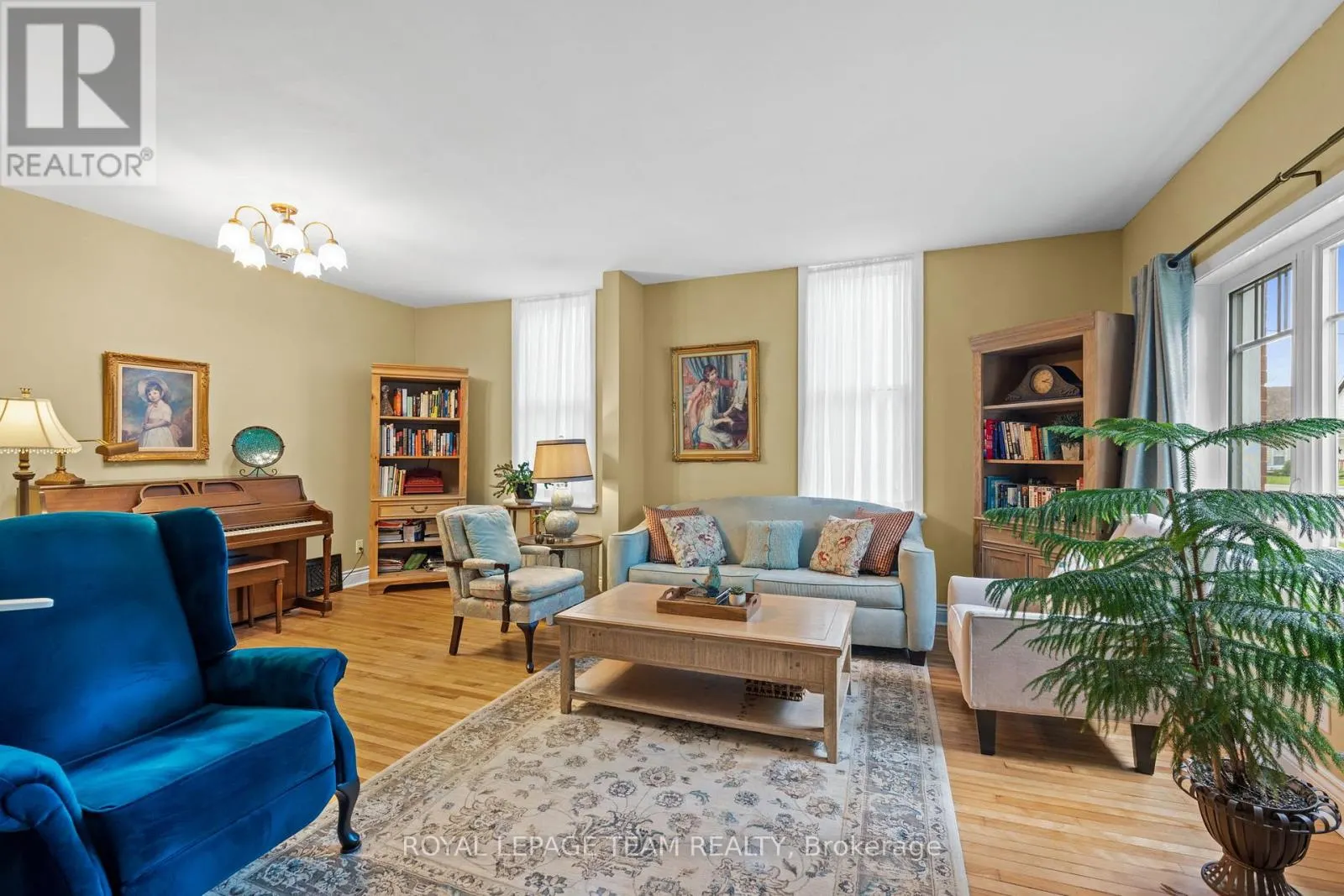 82 LAKE AVENUE E
