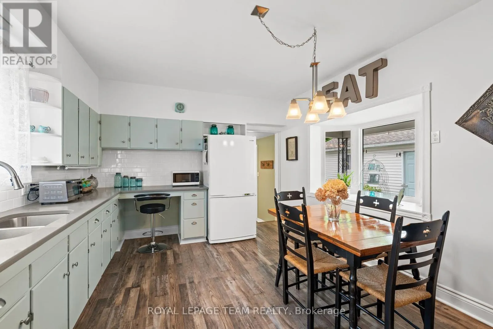 82 LAKE AVENUE E
