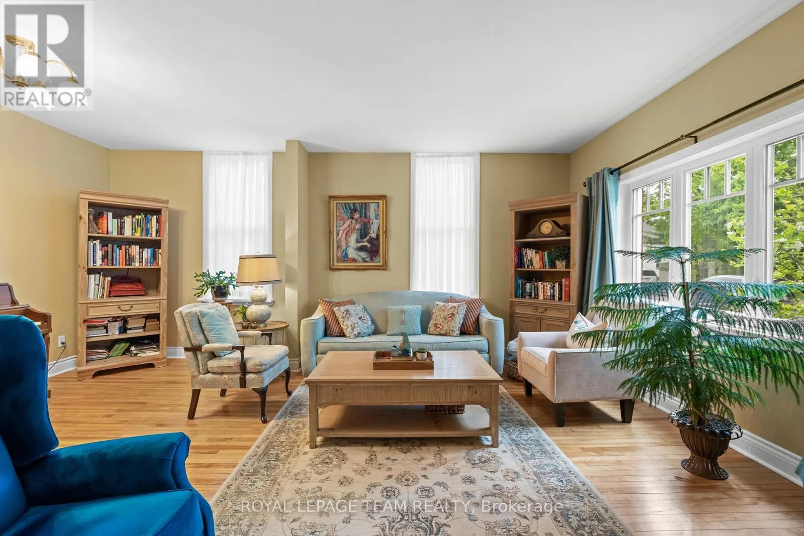 82 LAKE AVENUE E
