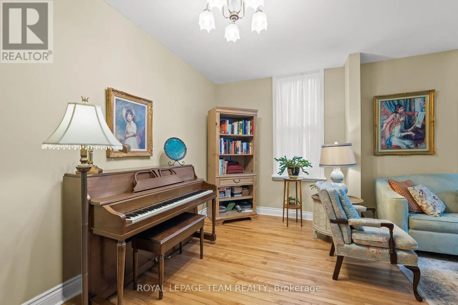 82 LAKE AVENUE E