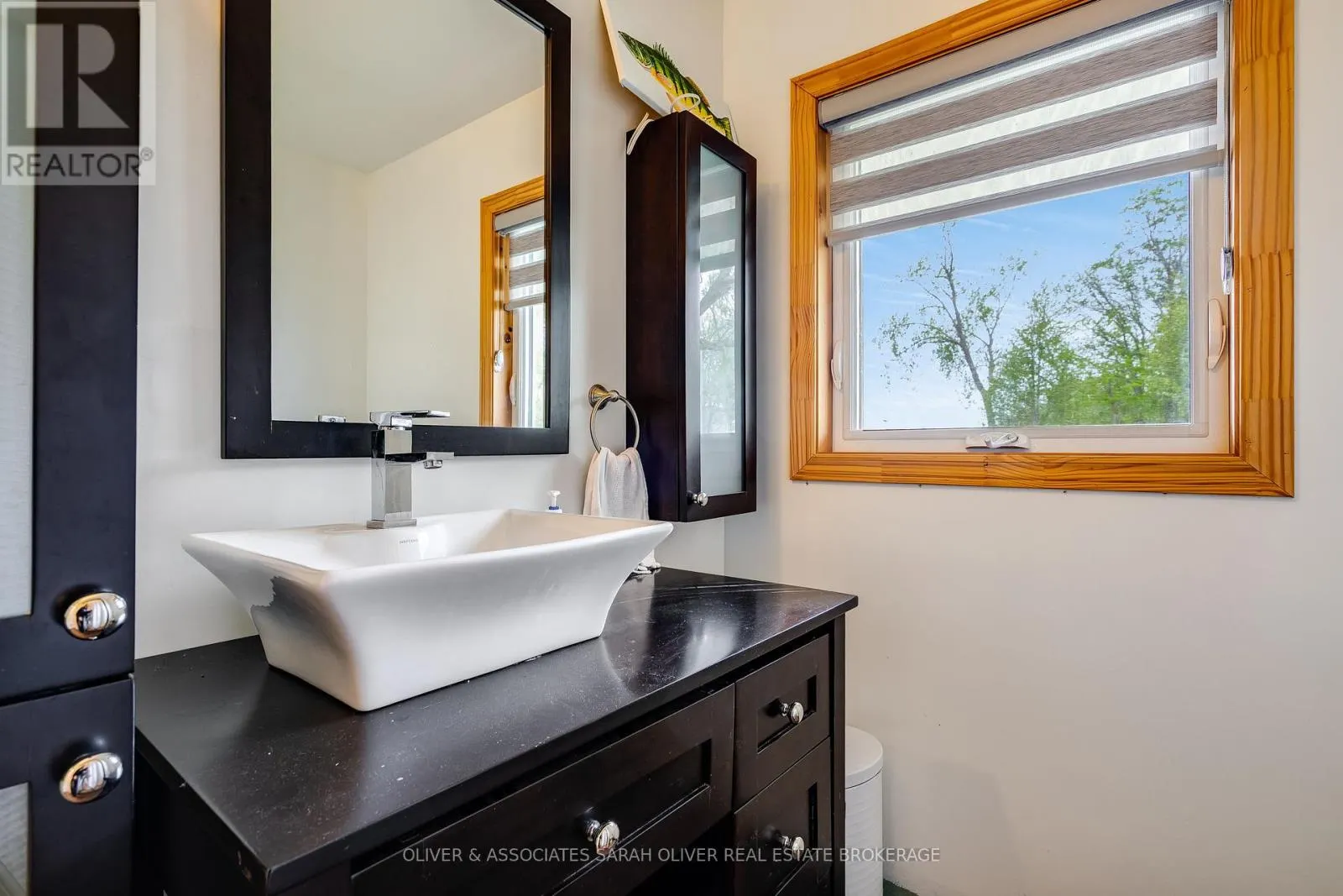 270 COTTERIE PARK
