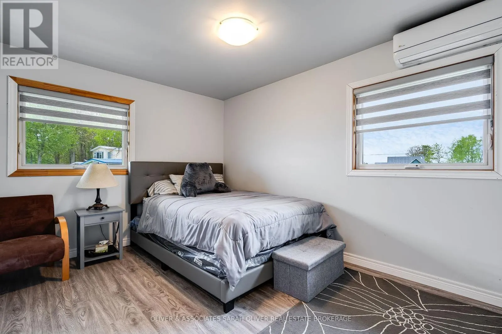 270 COTTERIE PARK
