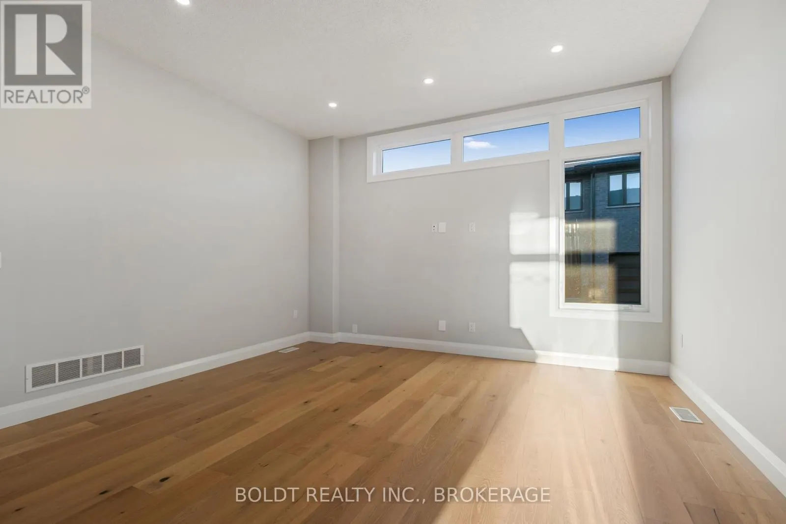 35 WELLSPRING WAY