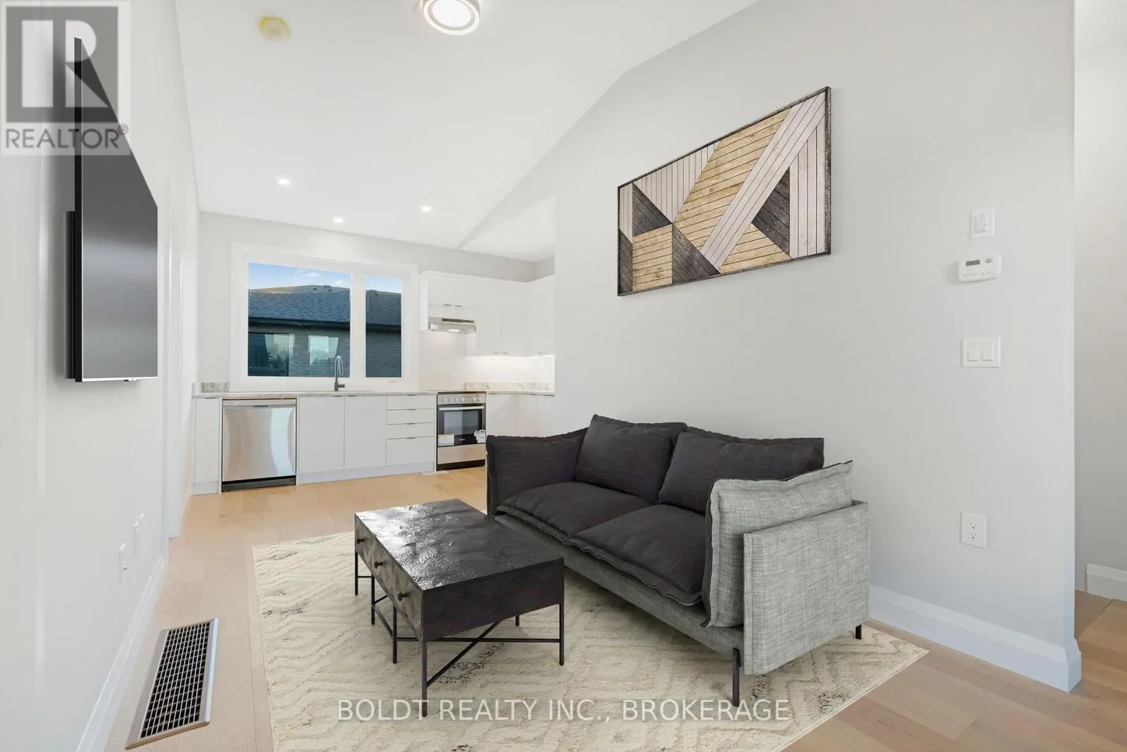35 WELLSPRING WAY