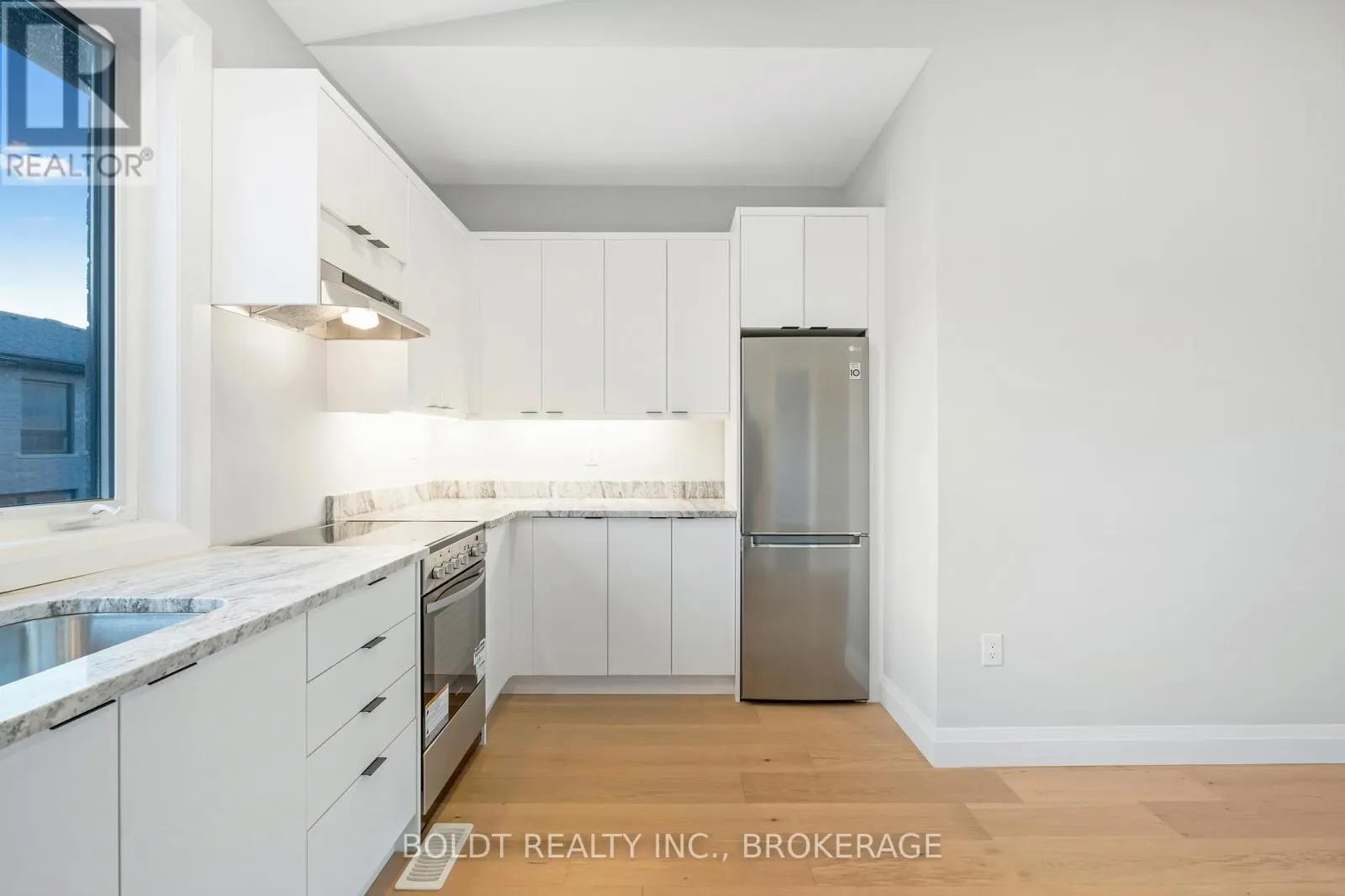 35 WELLSPRING WAY