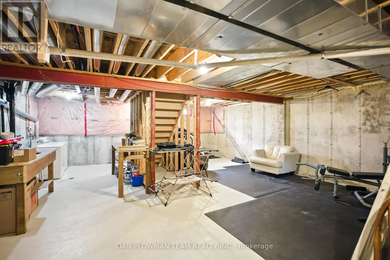 764 CARLISLE STREET