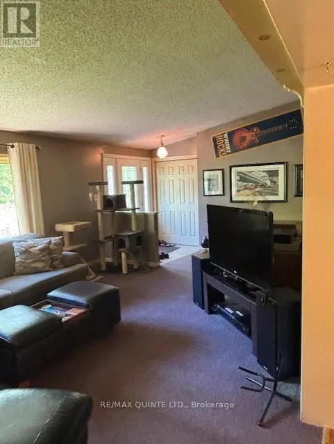 47 REYNOLDS ROAD