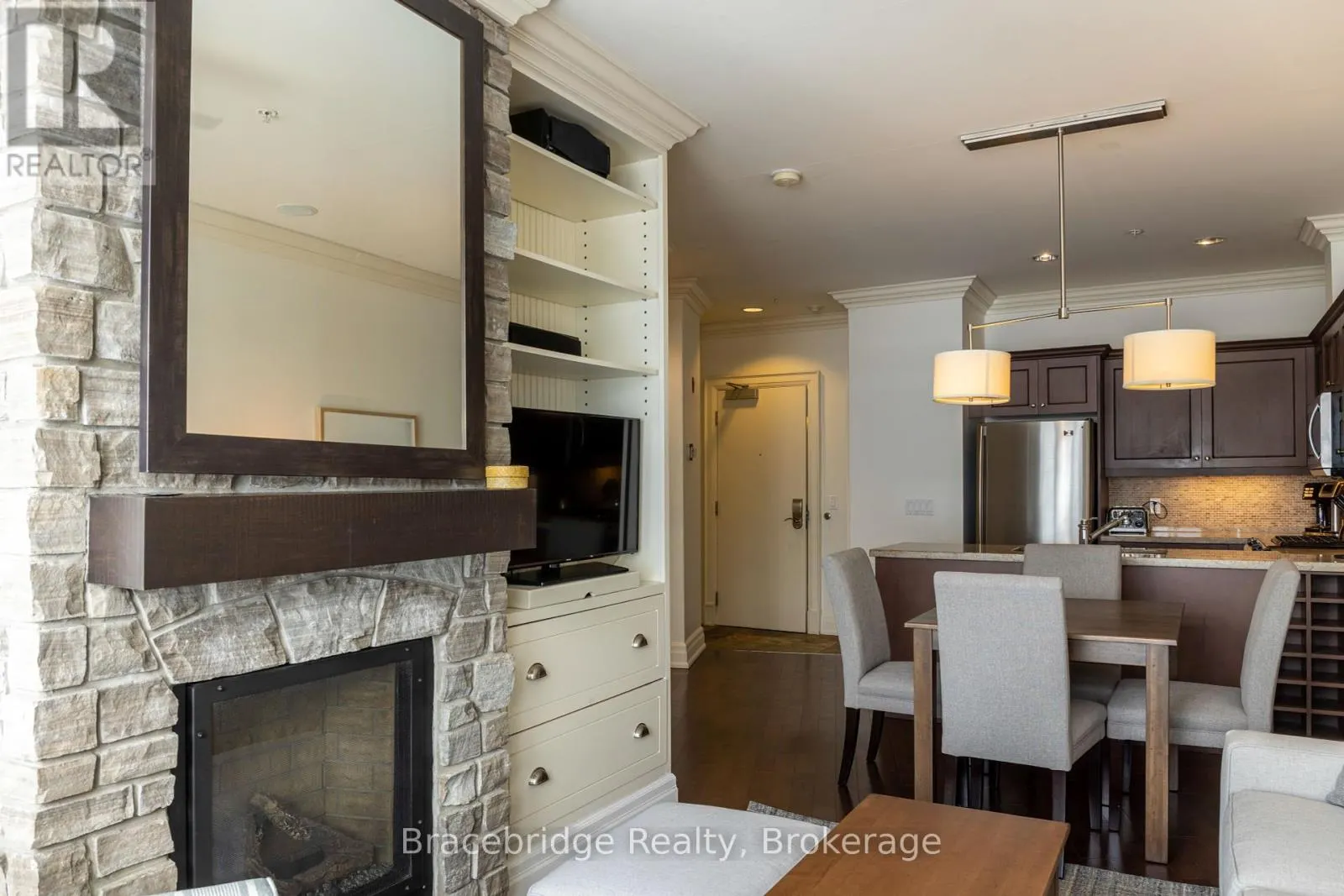 E206-D1 - 1869 MUSKOKA 118 ROAD W, #E206-D1