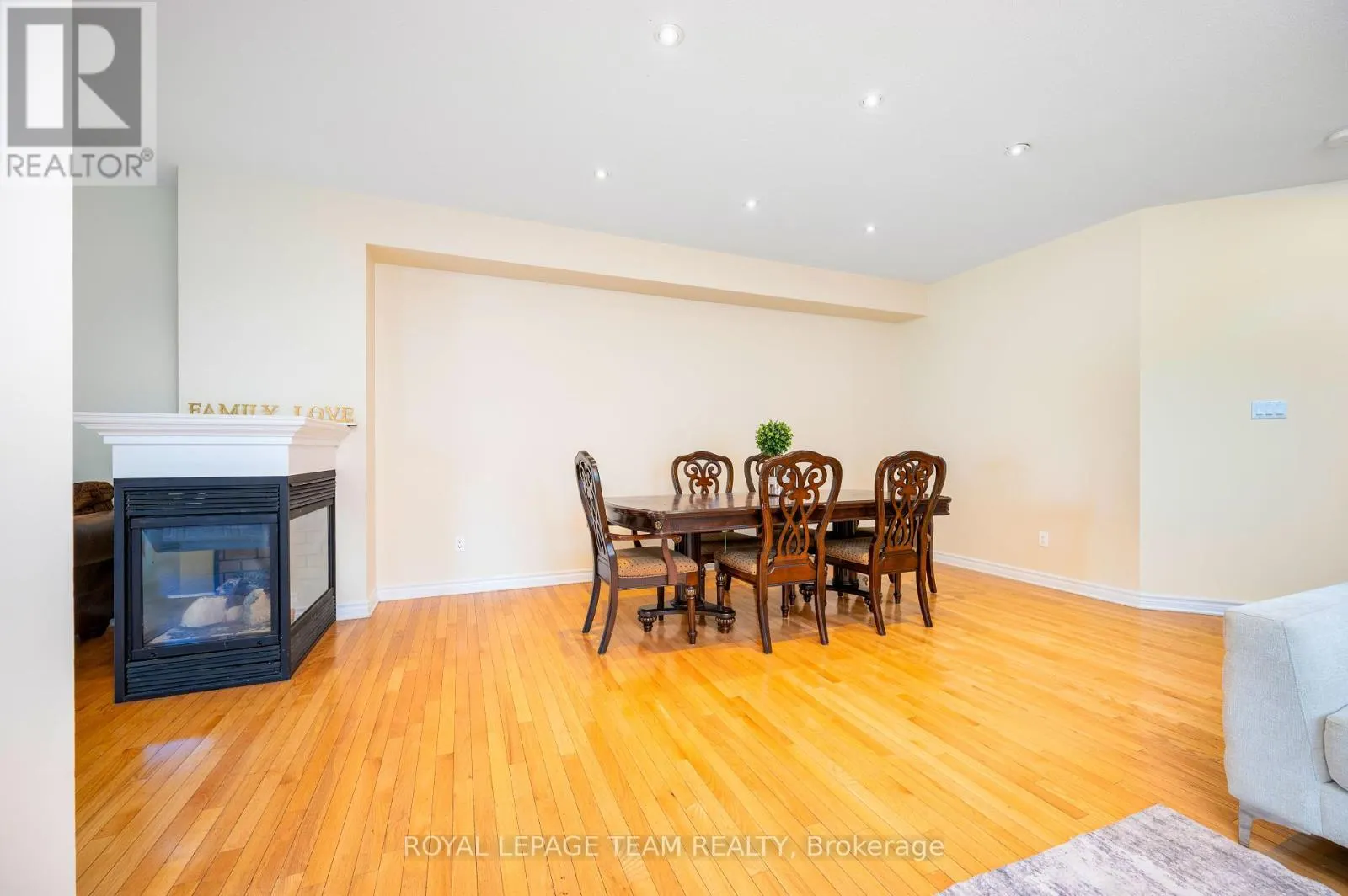 357 WIDGEON WAY