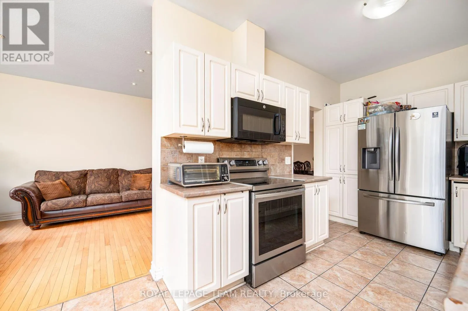 357 WIDGEON WAY