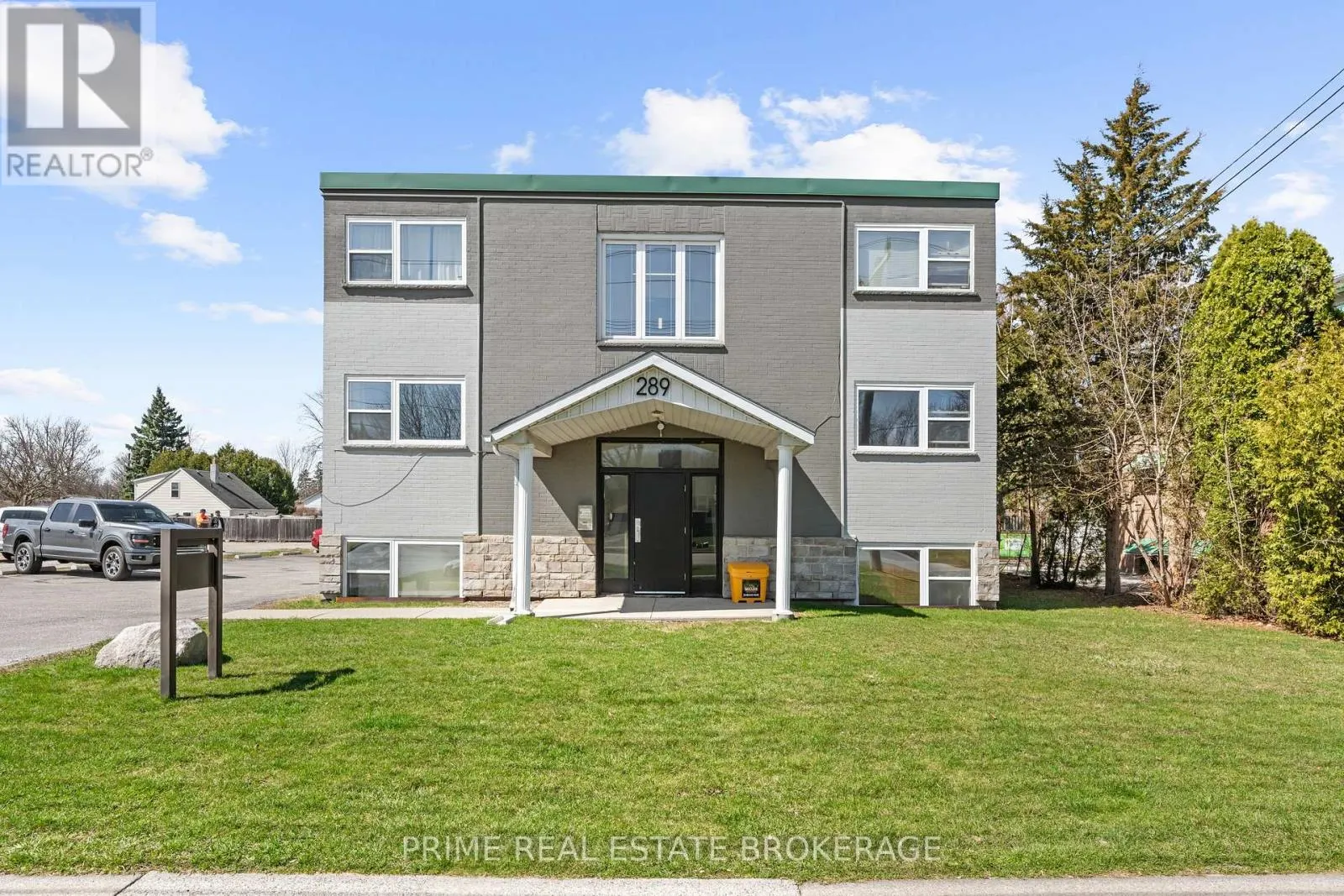 289 INDIAN ROAD S
