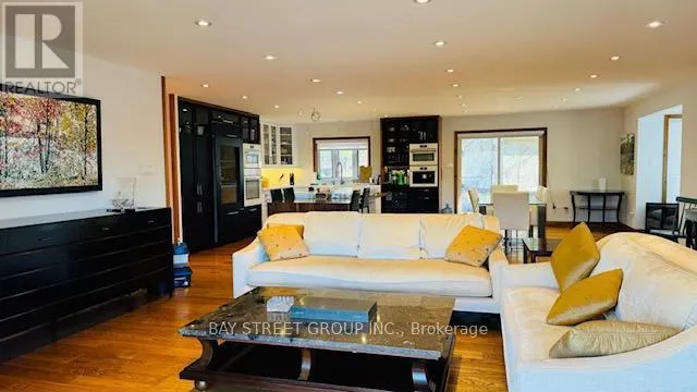 3636 - 6 COUNTY ROAD N