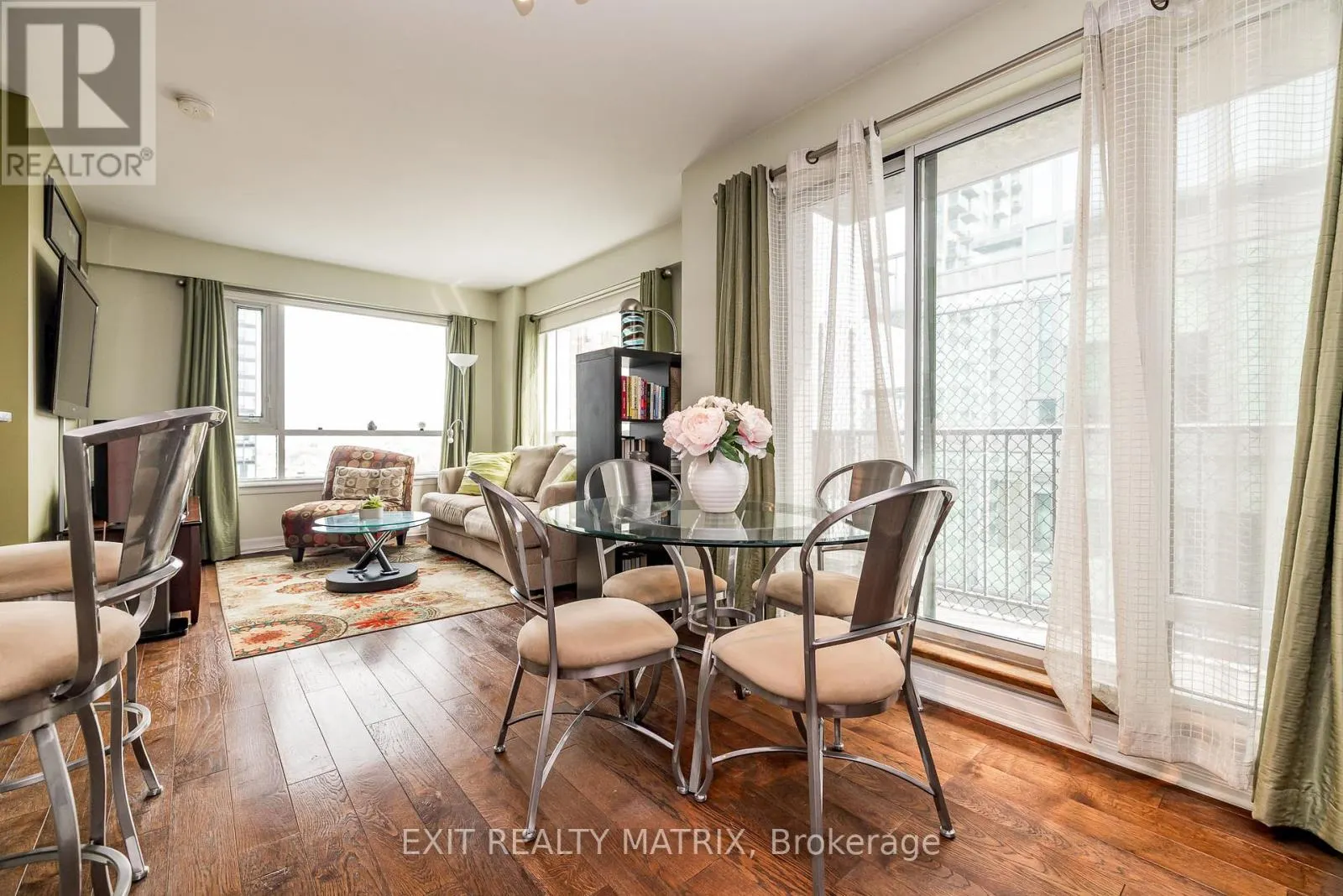 1111 - 200 BESSERER STREET