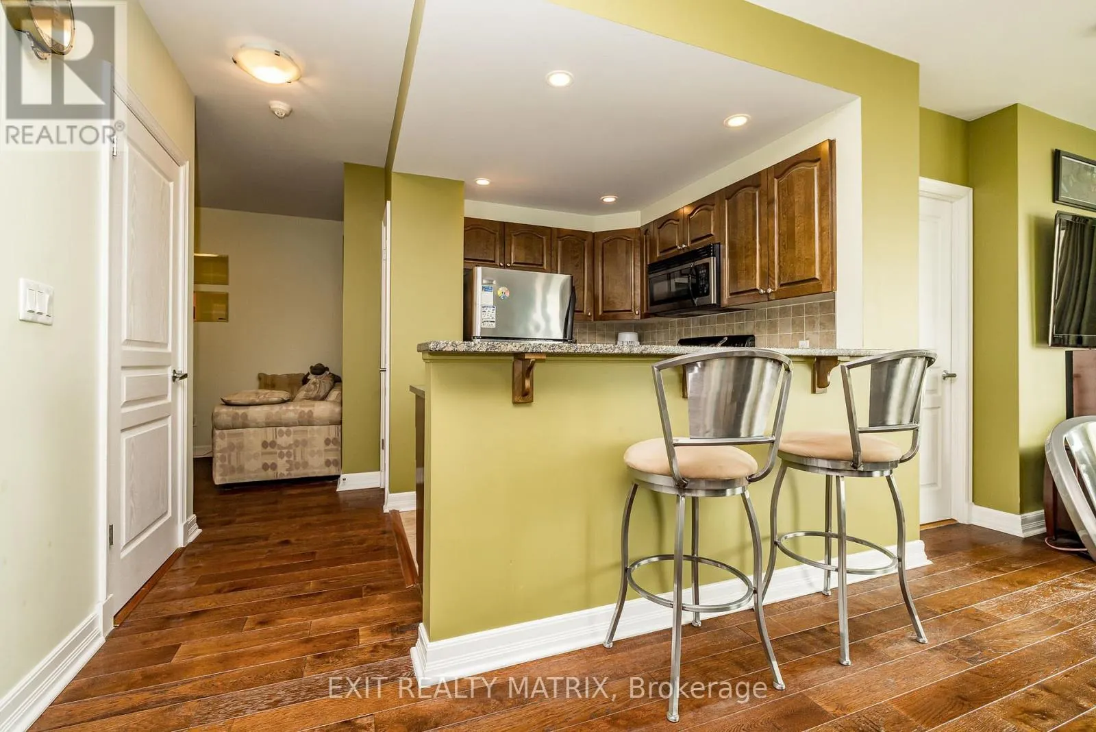 1111 - 200 BESSERER STREET