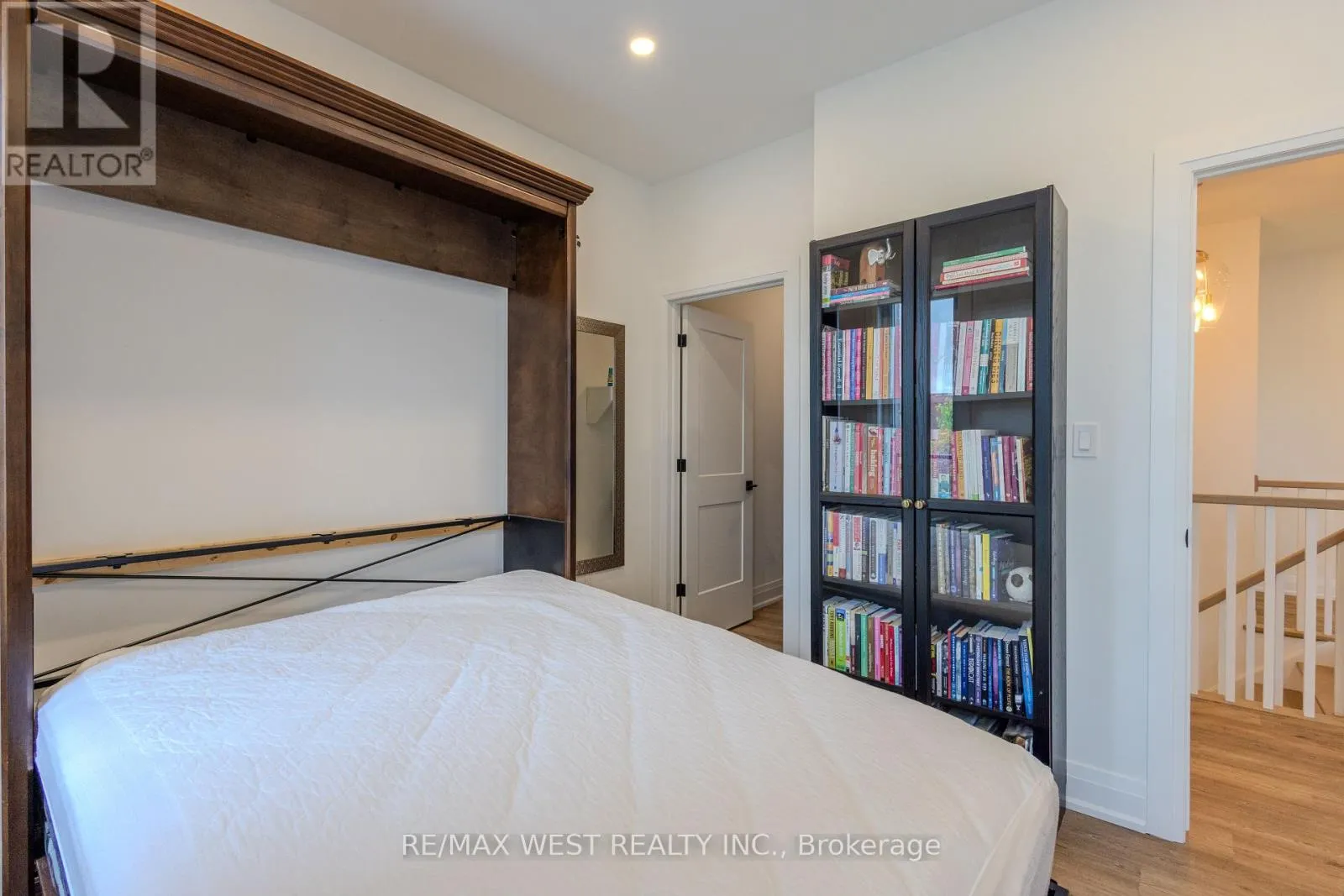 9 - 1465 STATION STREET