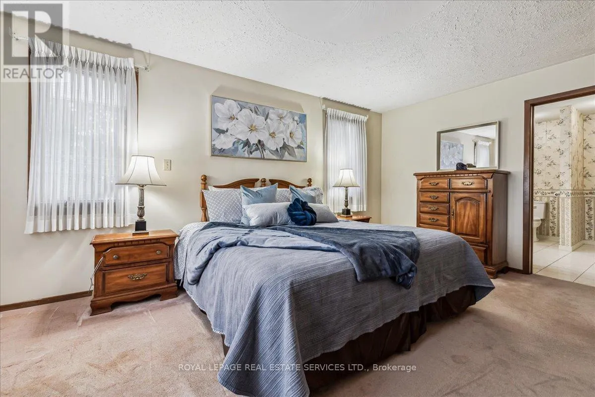 4711 WATSON ROAD SOUTH ROAD S