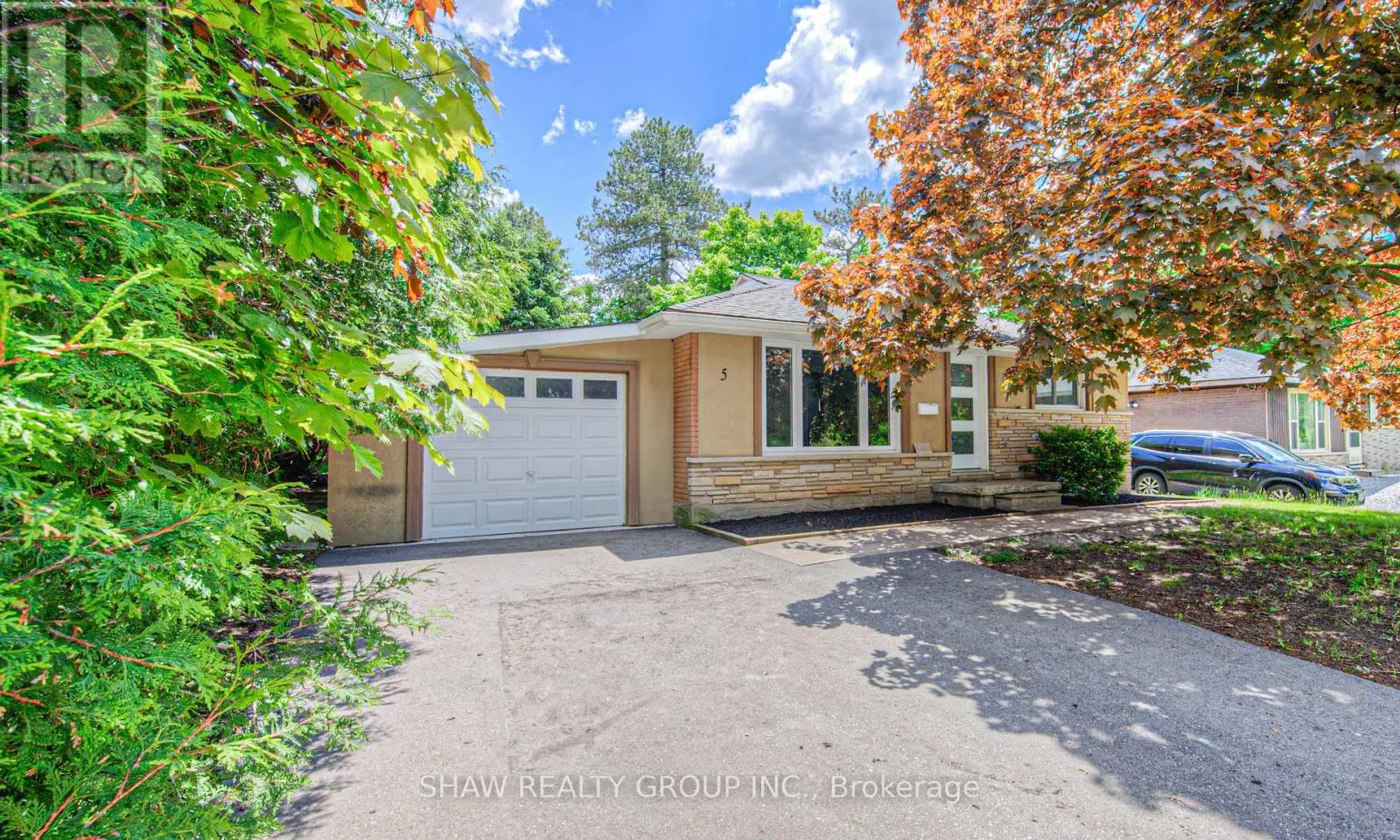 5 ALISON AVENUE