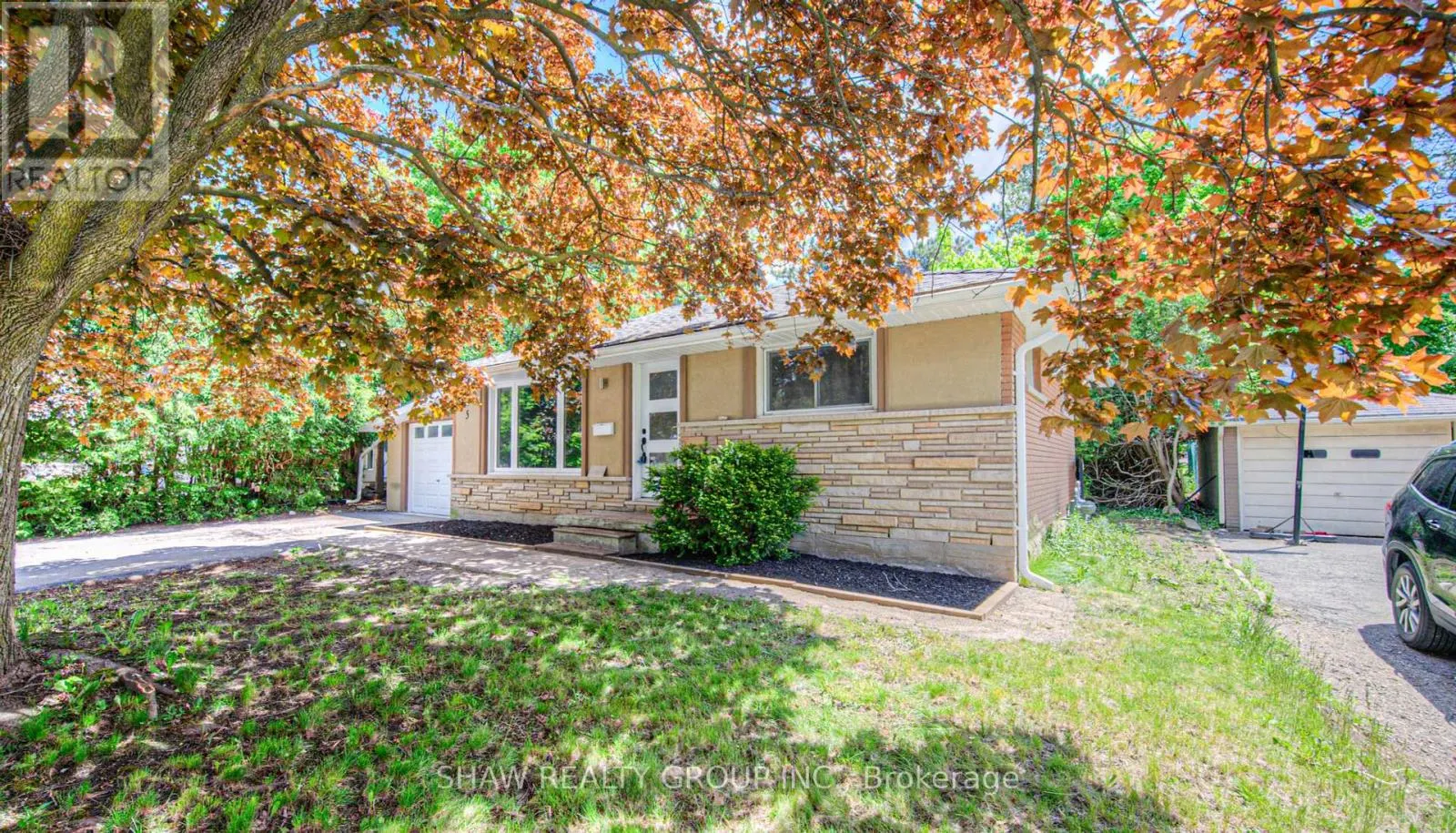 5 ALISON AVENUE