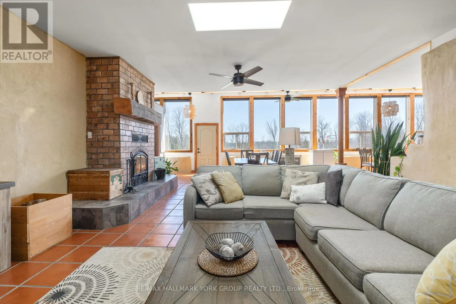 1375 QUEENSBOROUGH ROAD