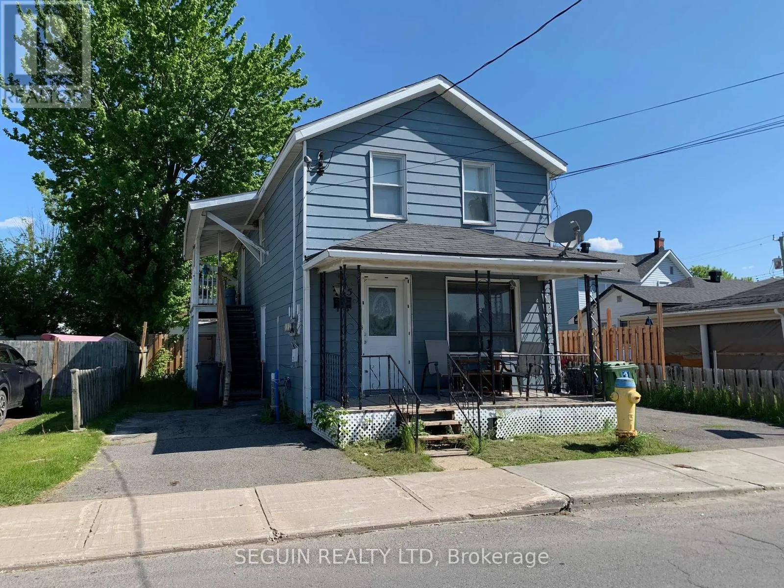 223-225 HIGGINSON STREET
