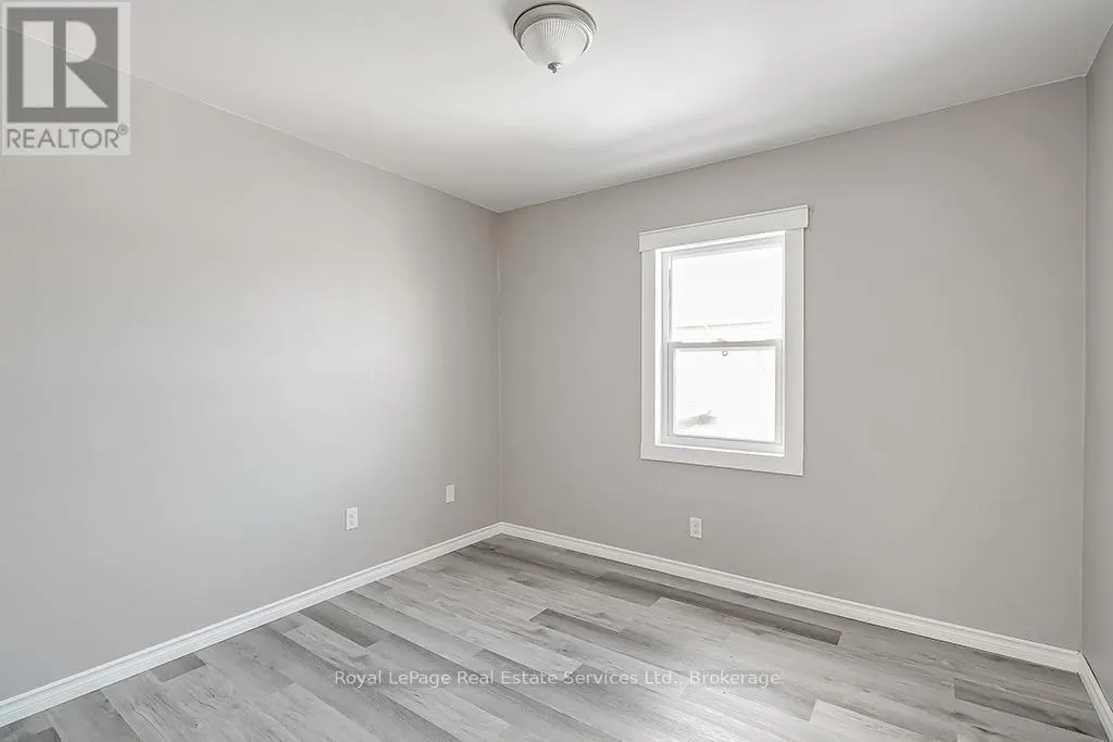 33 ROSE AVENUE