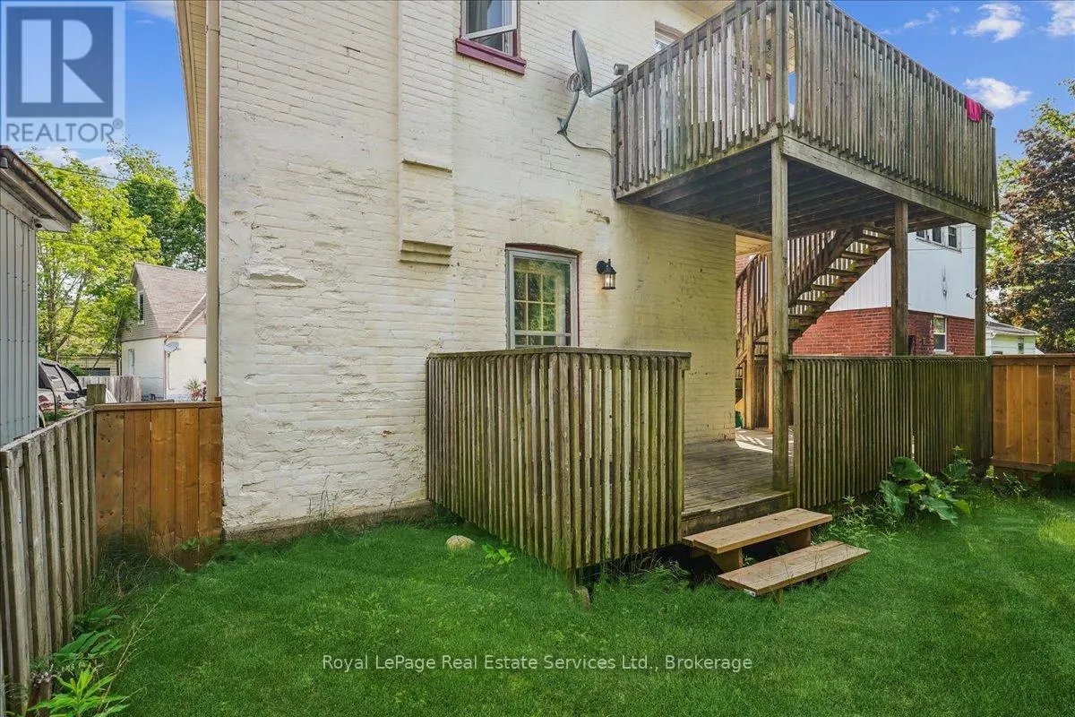 33 ROSE AVENUE
