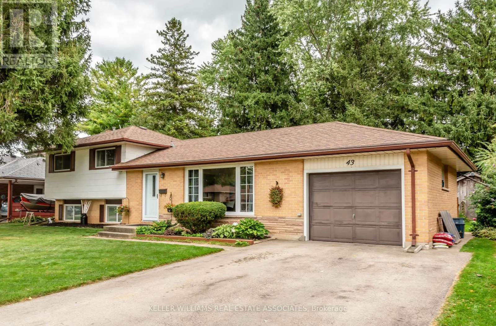 43 KENSINGTON AVENUE