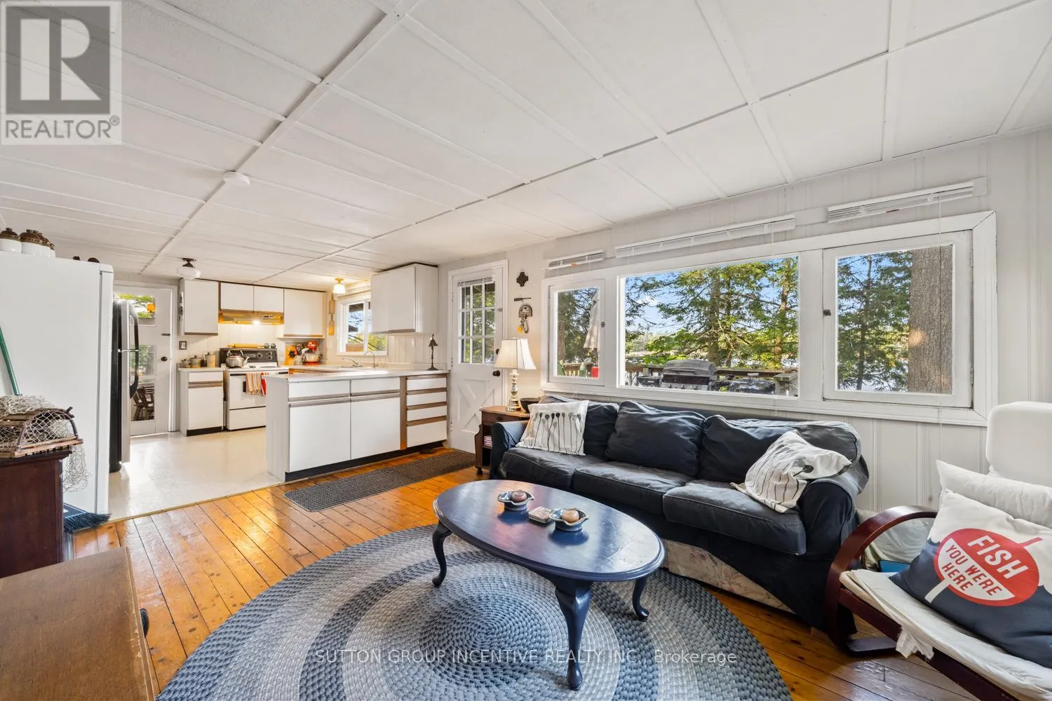 431 HEALEY LAKE