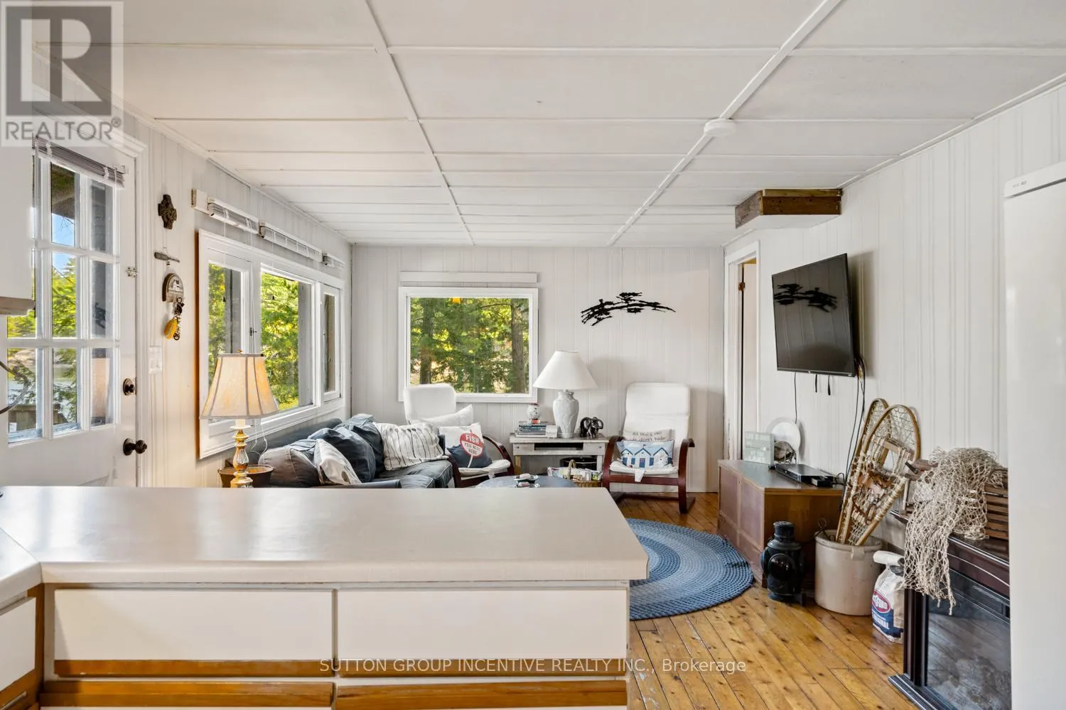 431 HEALEY LAKE