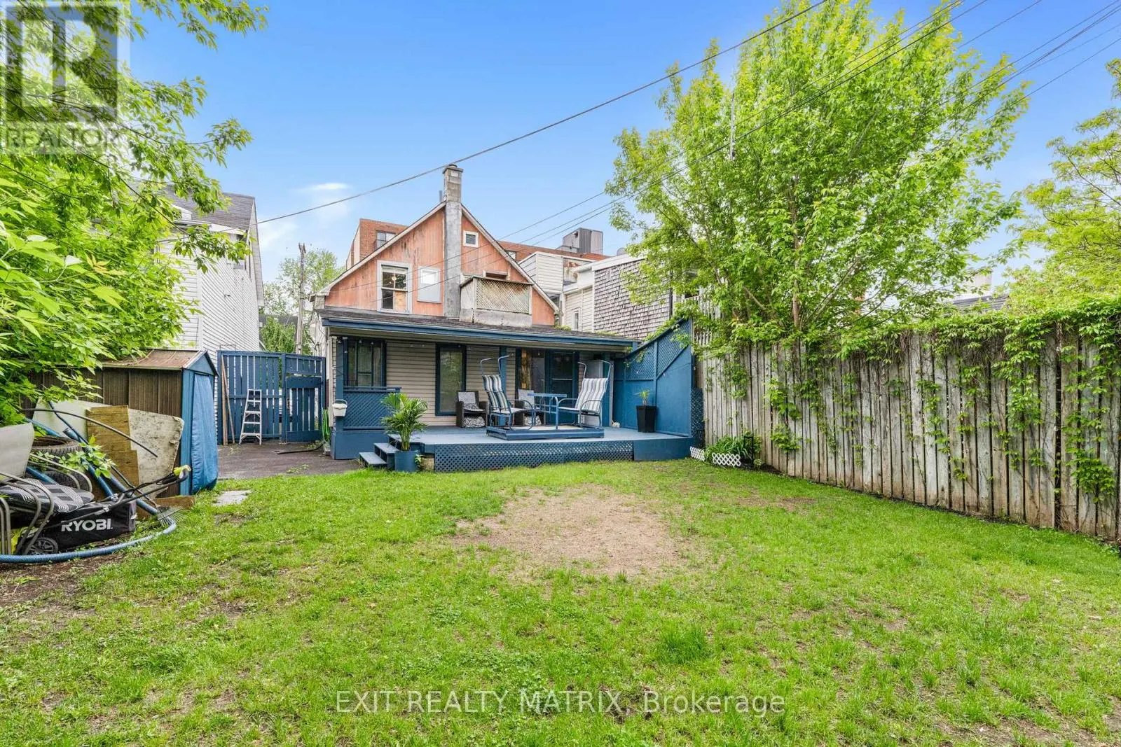 235-237 GUIGUES AVENUE