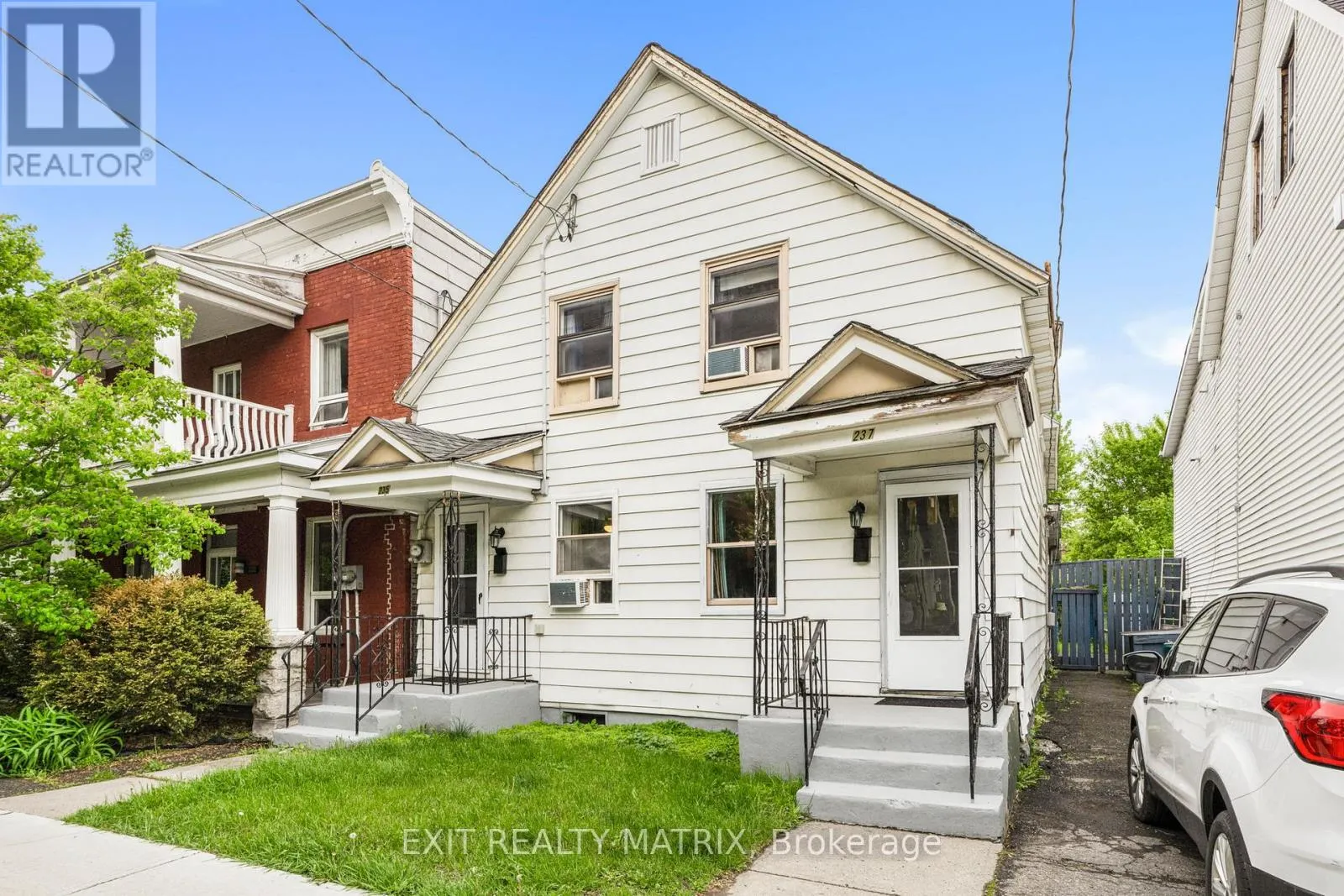 235-237 GUIGUES AVENUE
