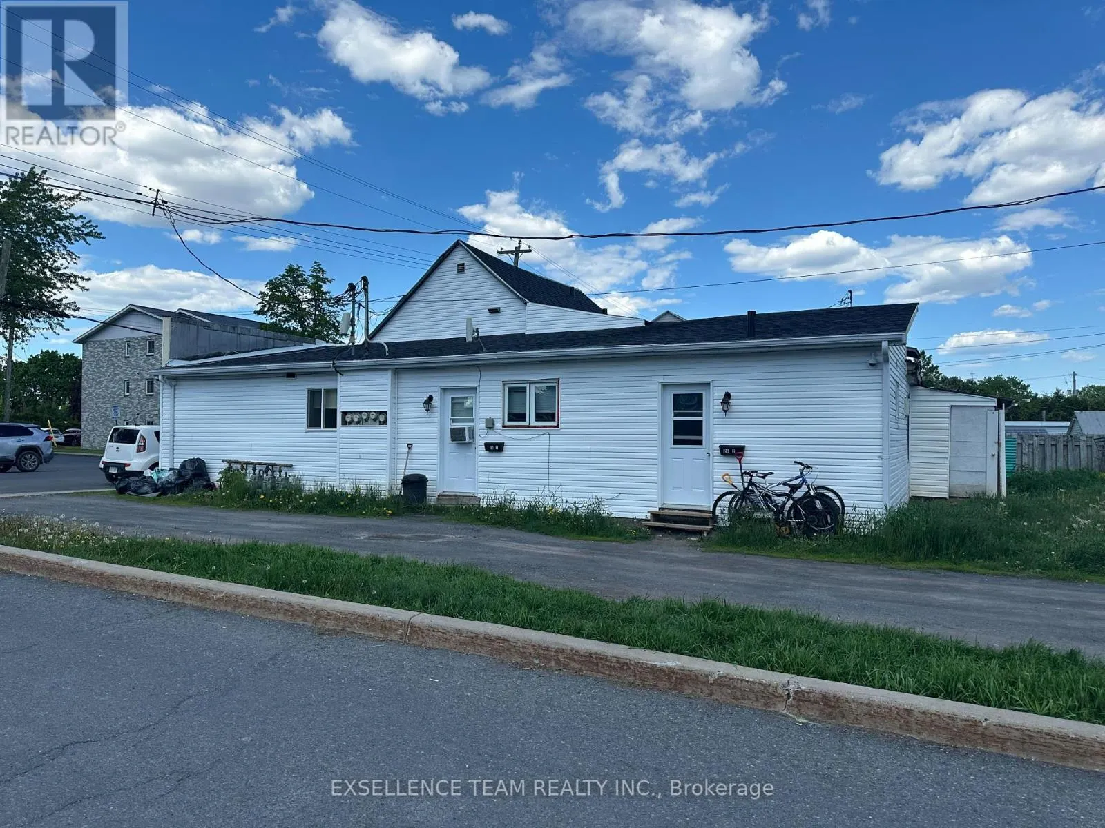 28 LOCHIEL STREET