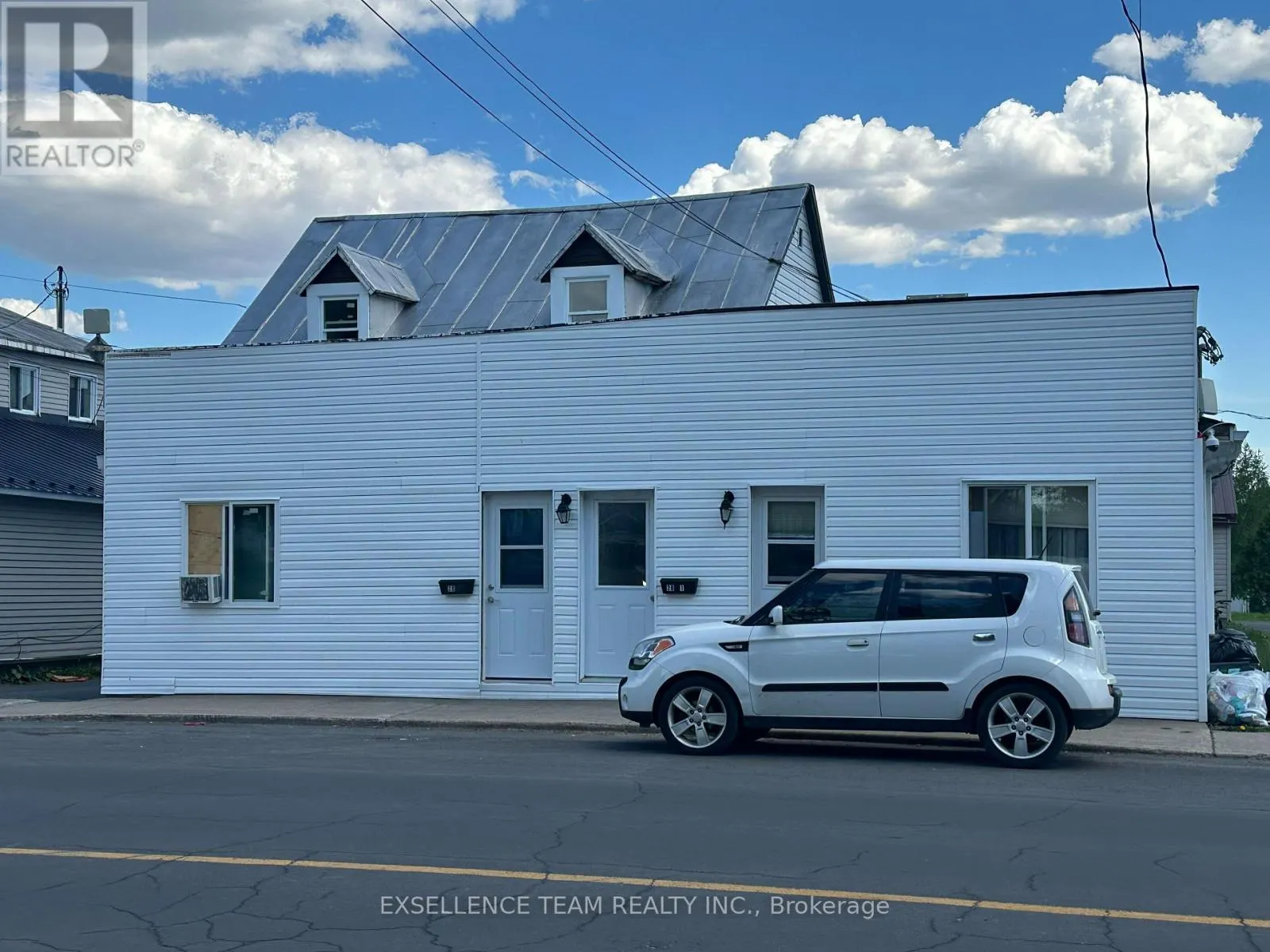 28 LOCHIEL STREET