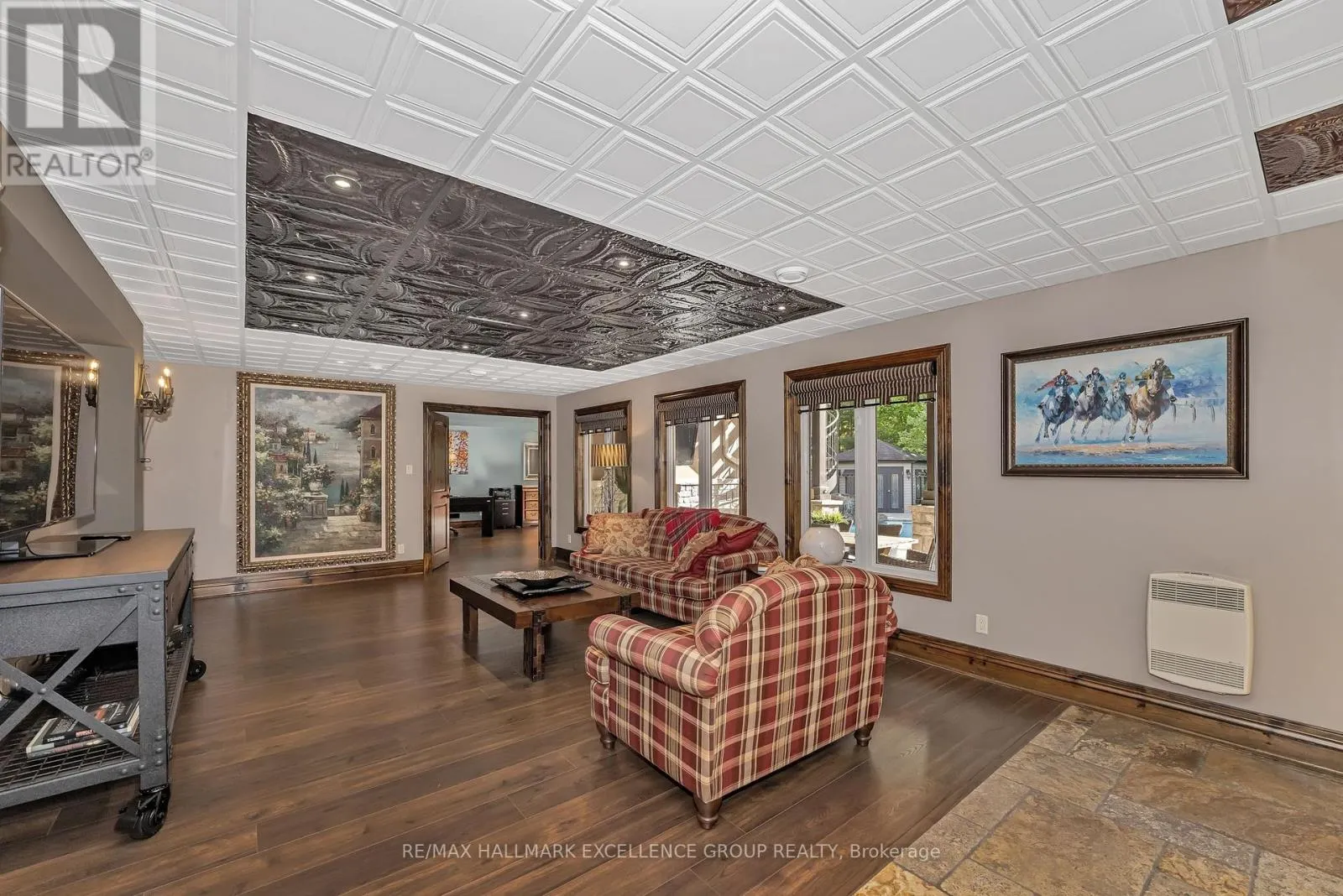 519 EMERALD STREET