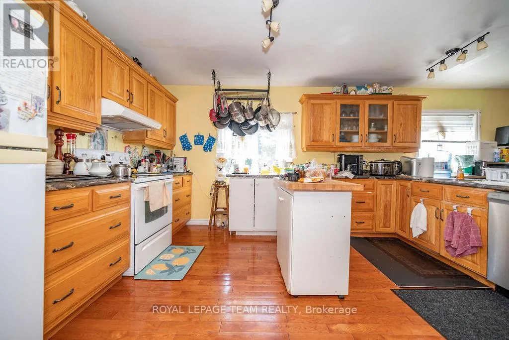 72 SEBASTOPOL DRIVE