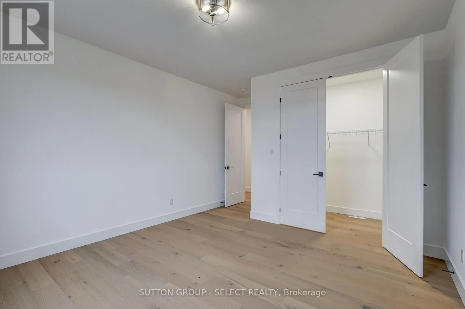 5 SYCAMORE ROAD