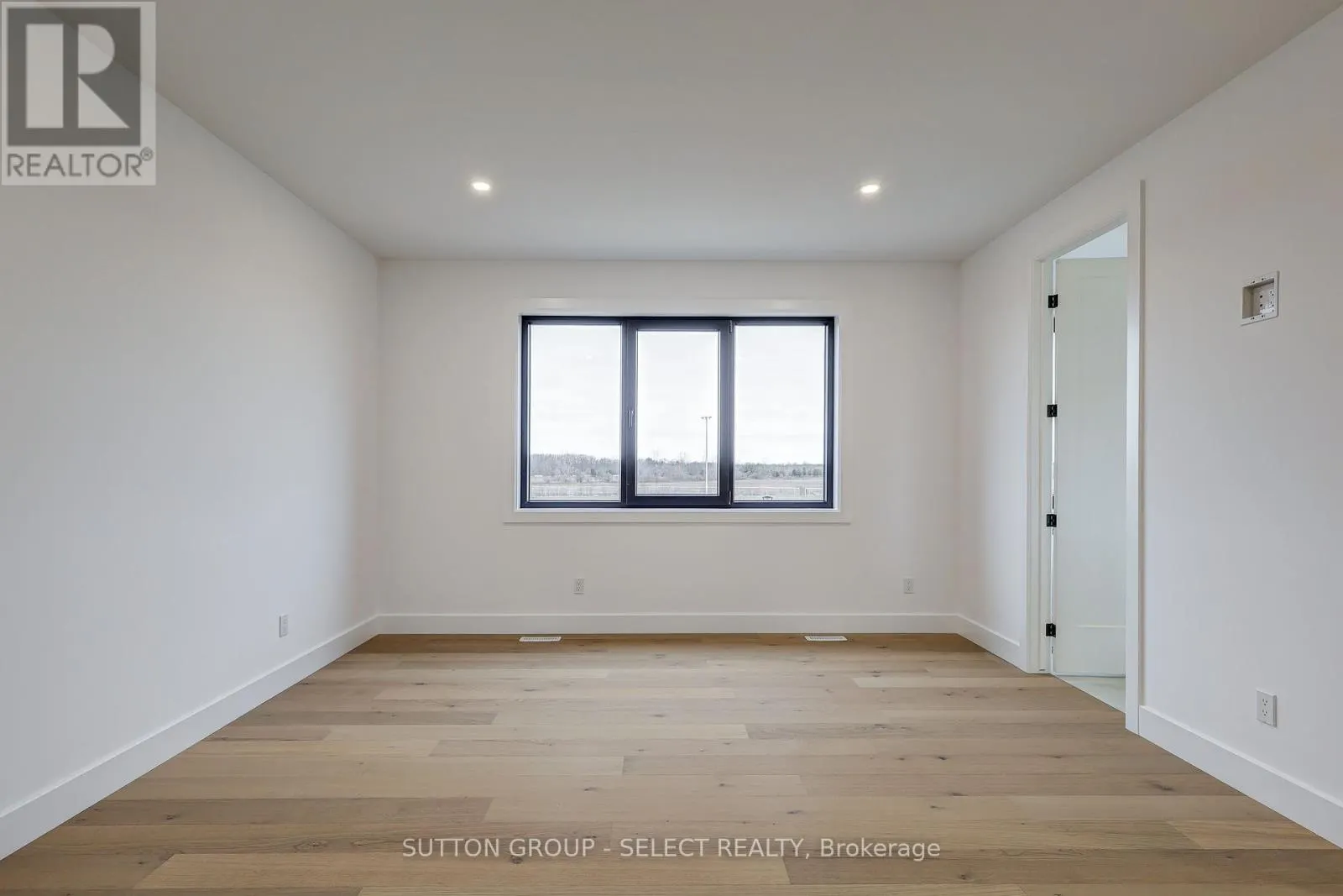 5 SYCAMORE ROAD