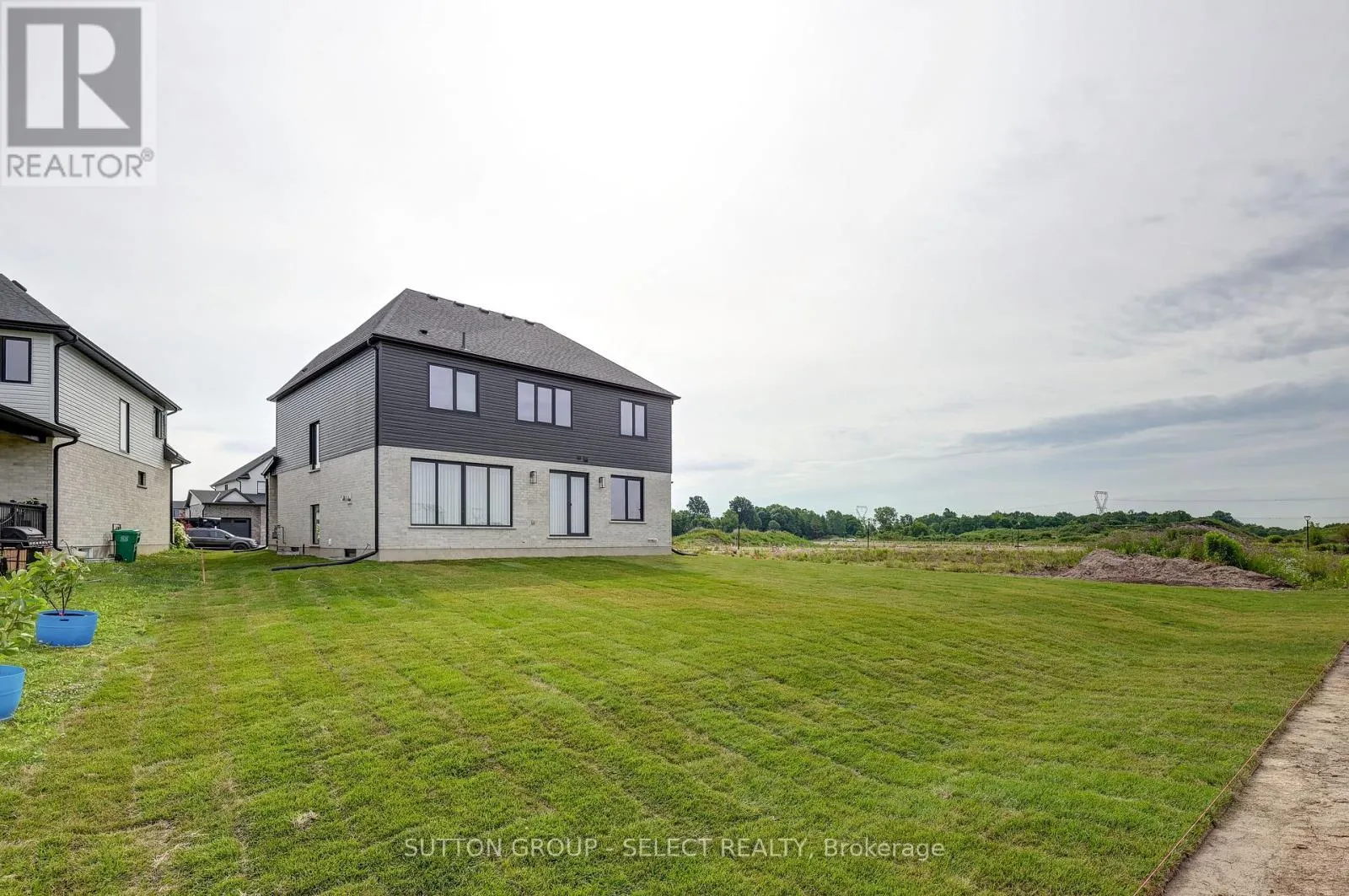 5 SYCAMORE ROAD
