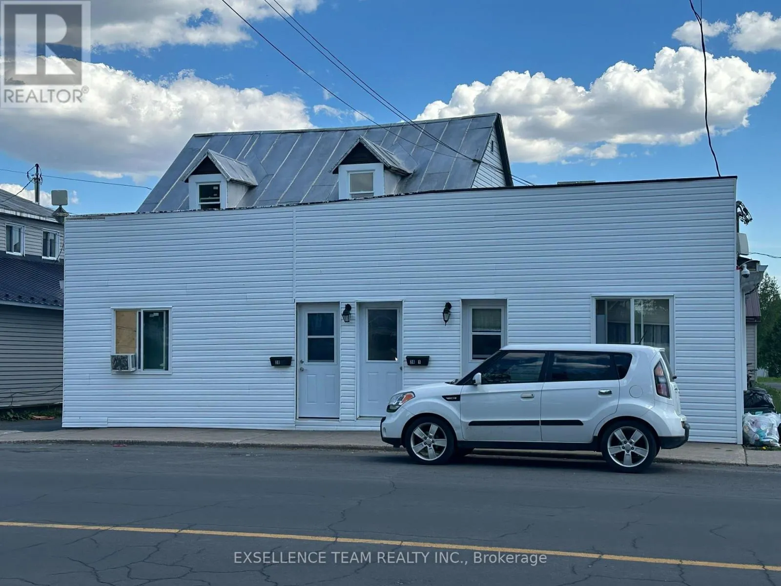 28 LOCHIEL STREET
