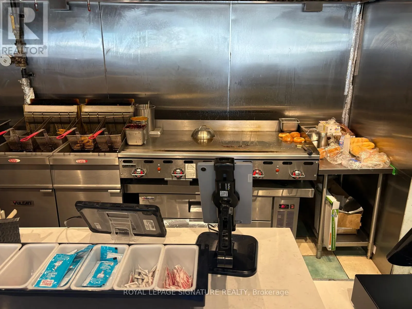 UNIT 1 - 1200 LAMBTON MALL ROAD