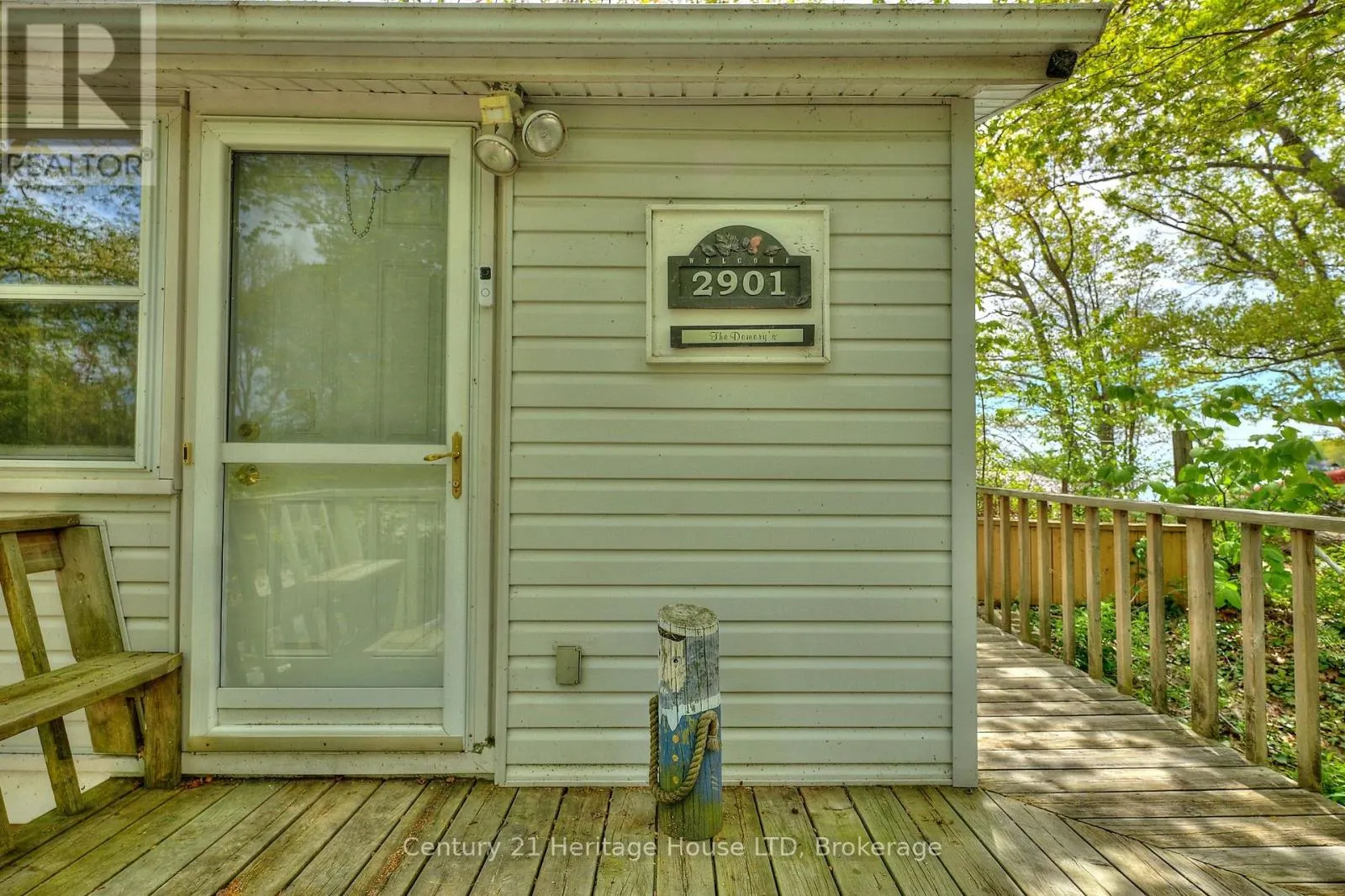 2901 VIMY ROAD