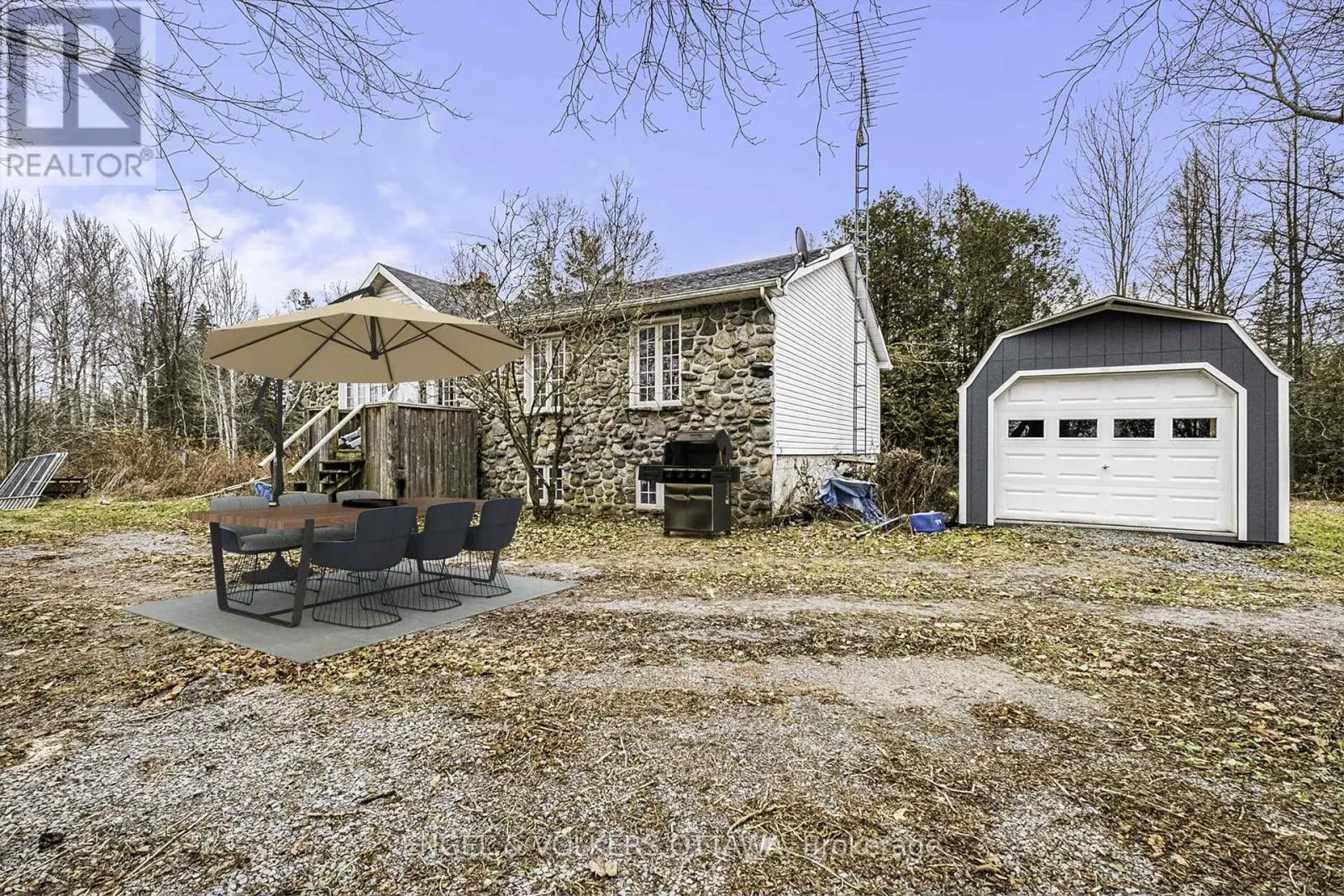 4751 PEARL ROAD